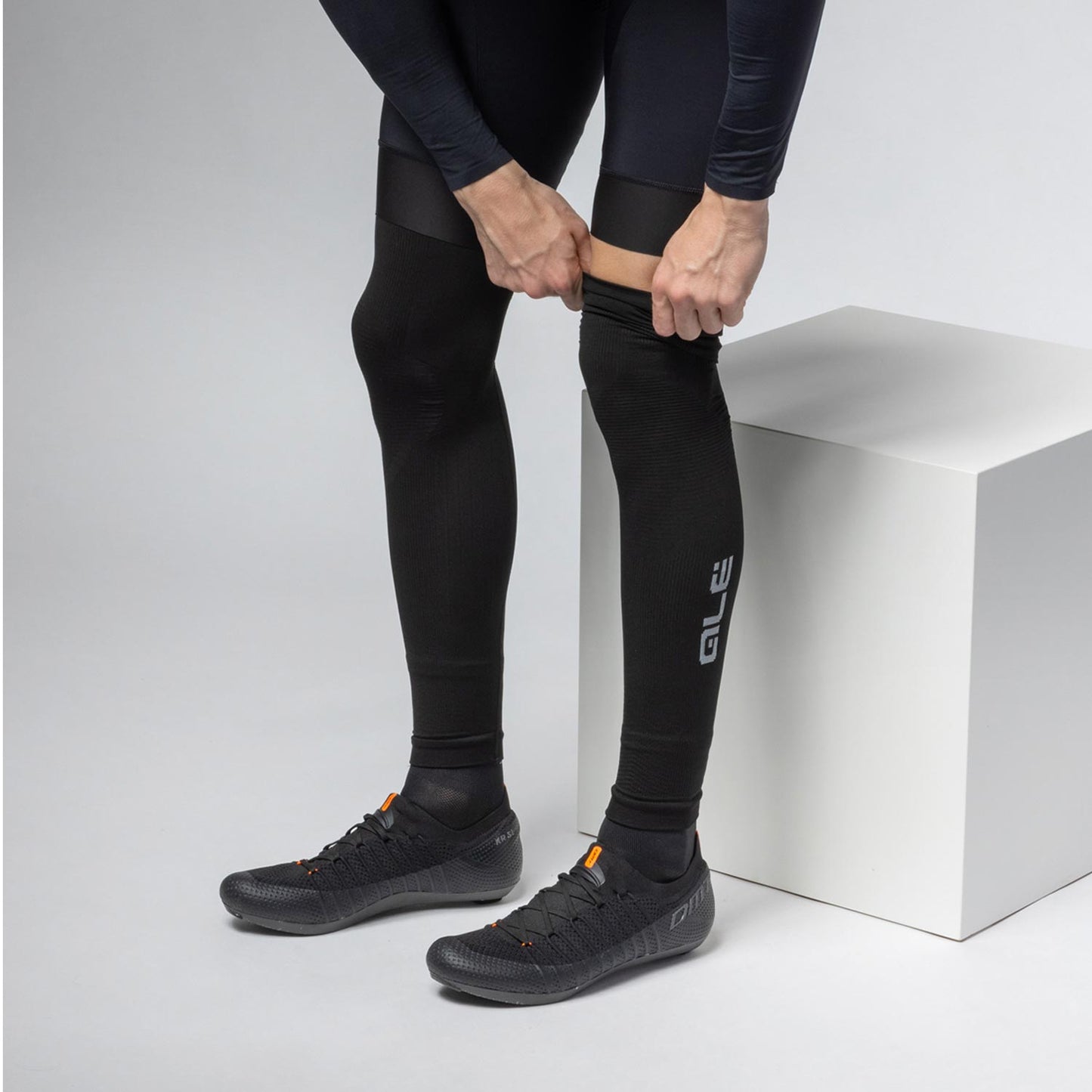 Ale Clothing Seamless Legwarmers