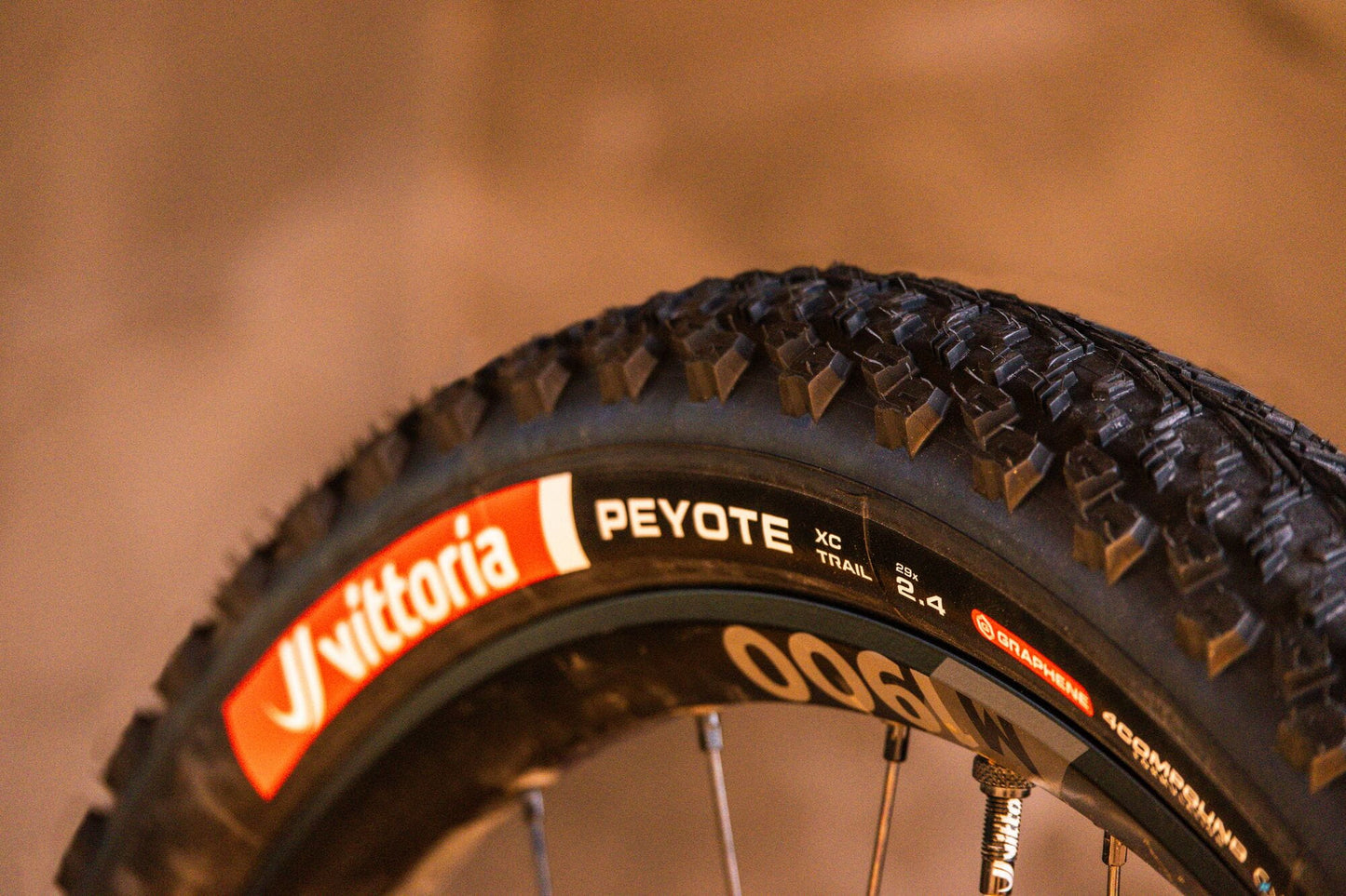 Vittoria Peyote Trail 29x2.4 Trail Full Black G2.0 Tubeless Ready Tyre