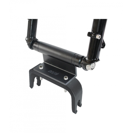 Delta Thru-Axle Hitch Pro