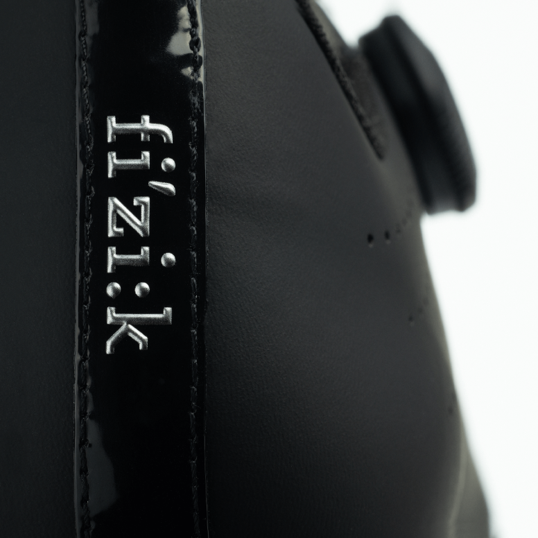Fizik R5 Tempo Overcurve - Road Shoes