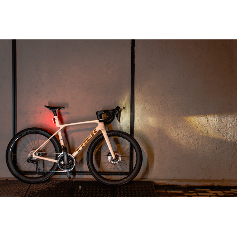 Moon Sport Titan Max (1700lm)