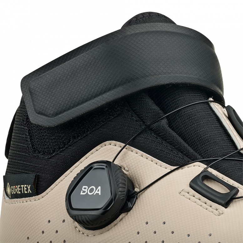 Fizik Terra Artica X5 GTX