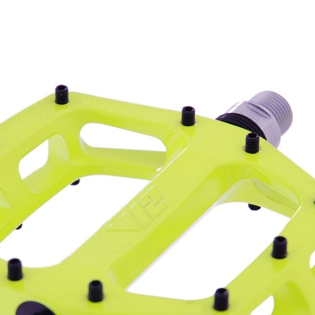 Dmr V12 Platform Pedals