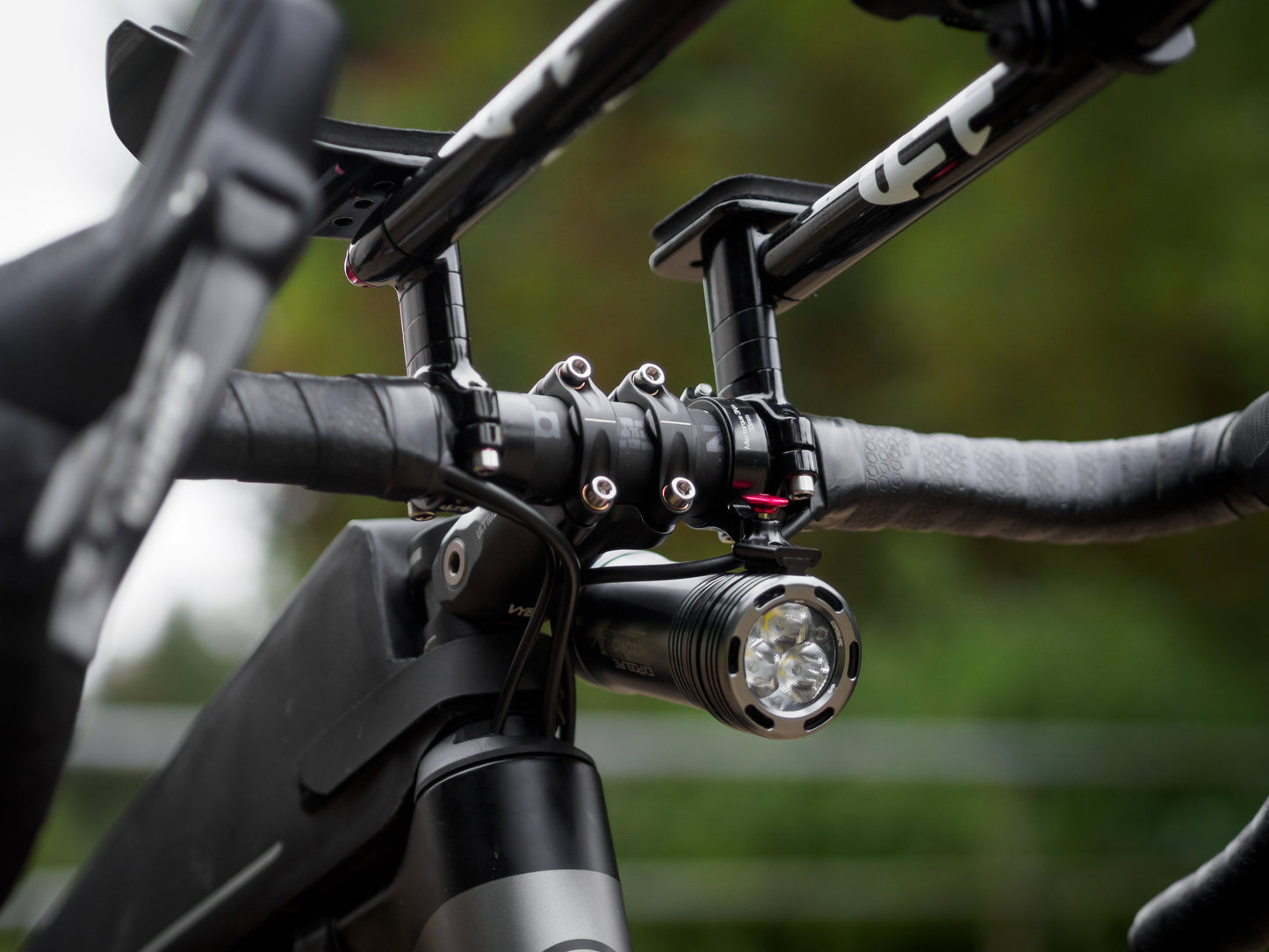 USE TR2 Clip-On Chassis Handlebar
