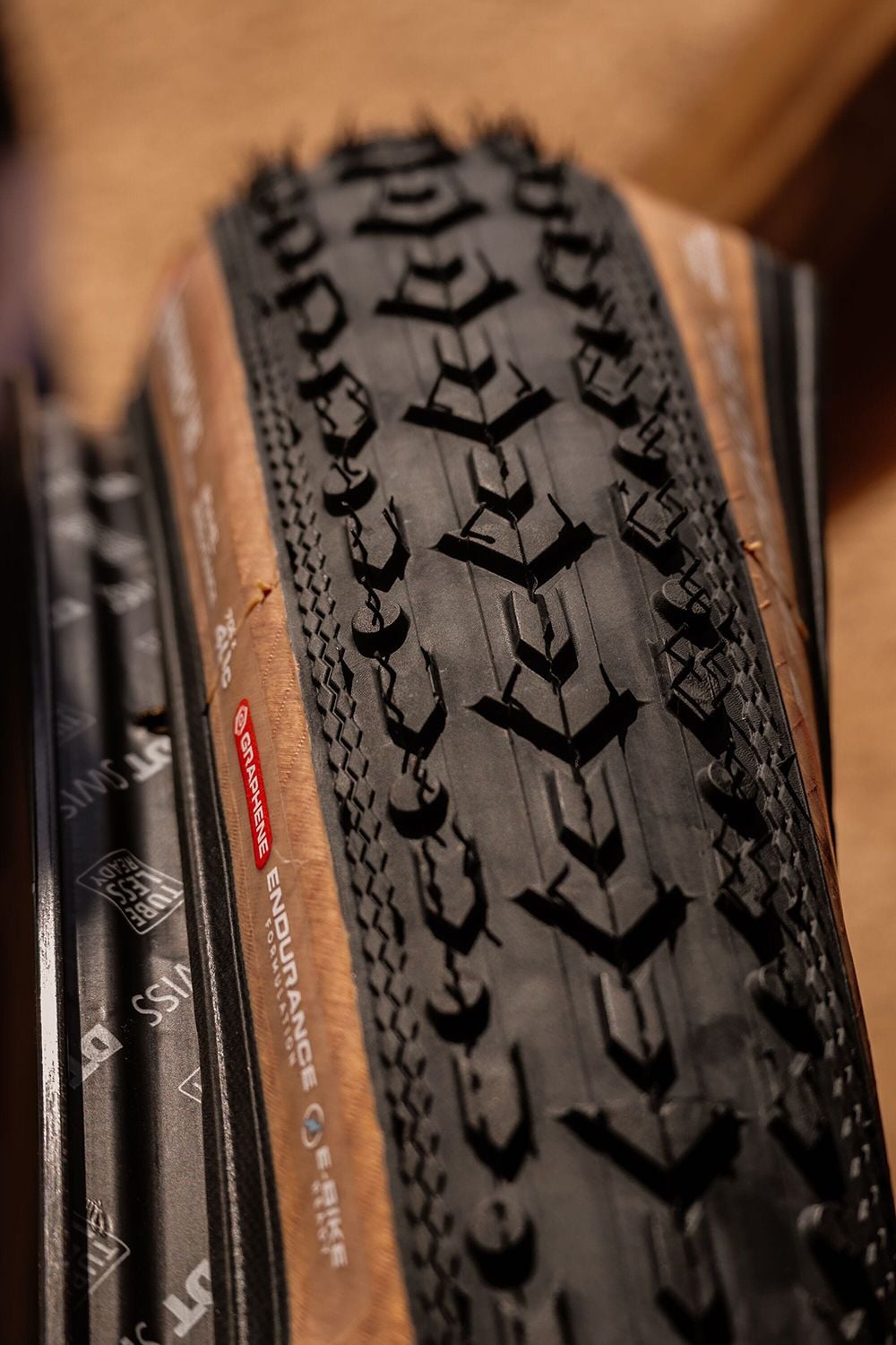 Vittoria Terreno T80 Coarse Loose 700x40c Gravel Endurance Full Black G2.0 Tubeless Ready