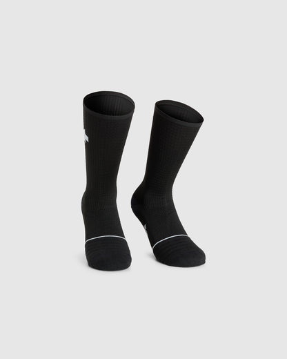 ASSOS EQUIPE Spring Fall Socks P1