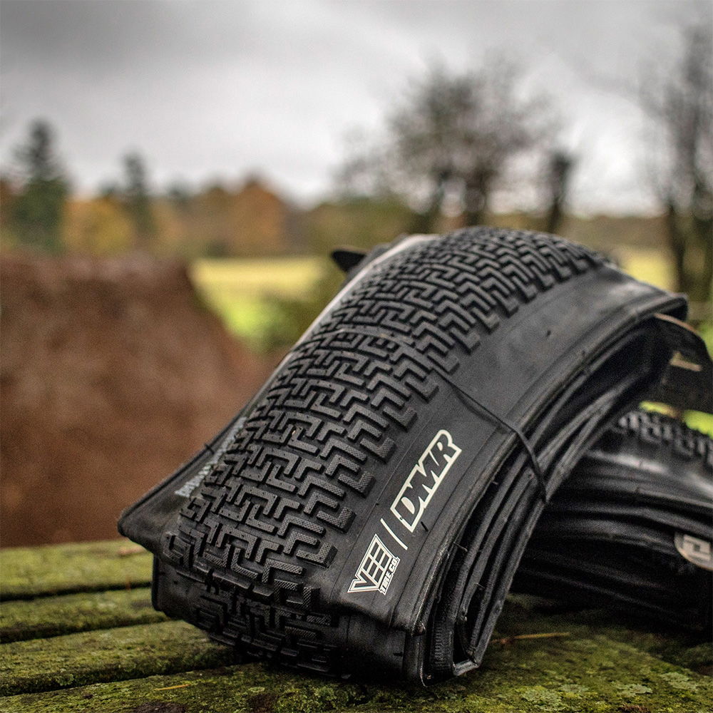 DMR - Tyre - Moto DJ 26x2.2 Folding