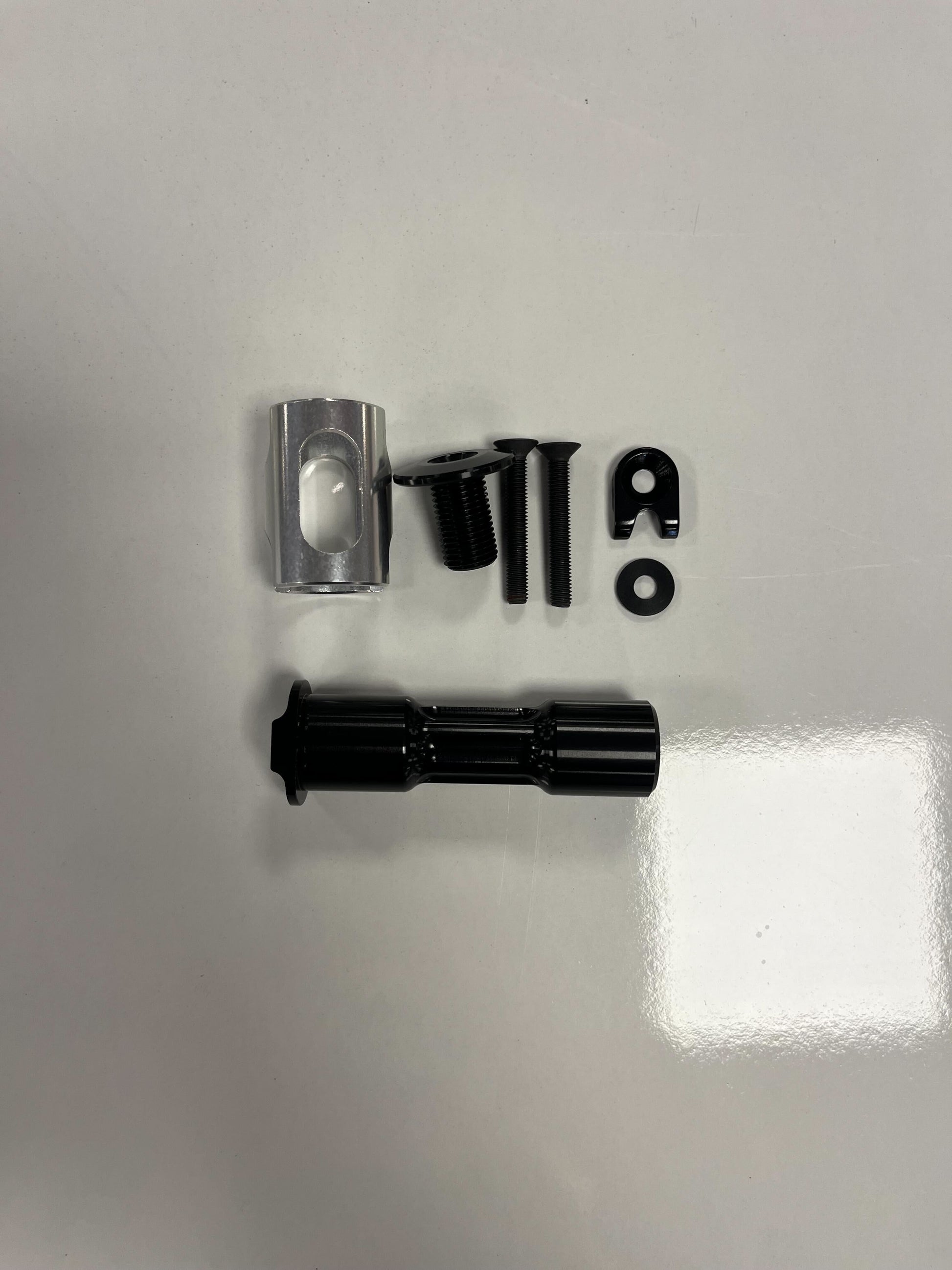 Kona Spares - Bolts - CMPBTG2PR19 - Main Pivot Assembly (CS/ST Pivot) Process 134