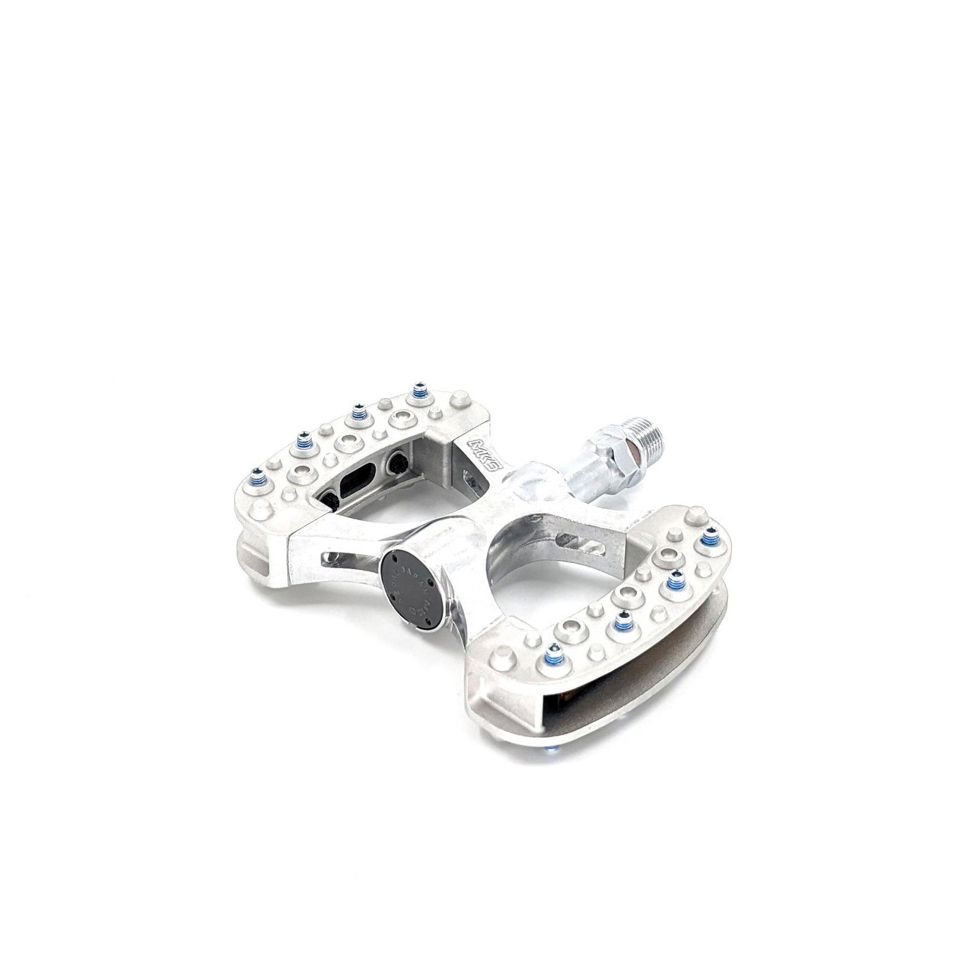0:MK585GAMM