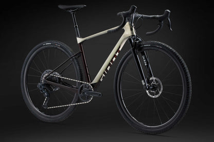 Giant Revolt X Advanced Pro 1 2024