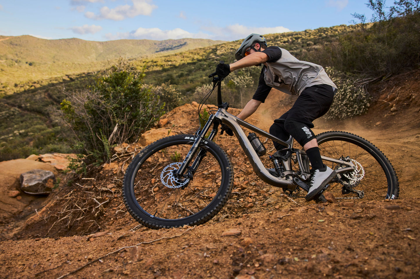 Giant Trance X 1 2024