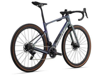 Giant Revolt Advanced Pro 0 2025