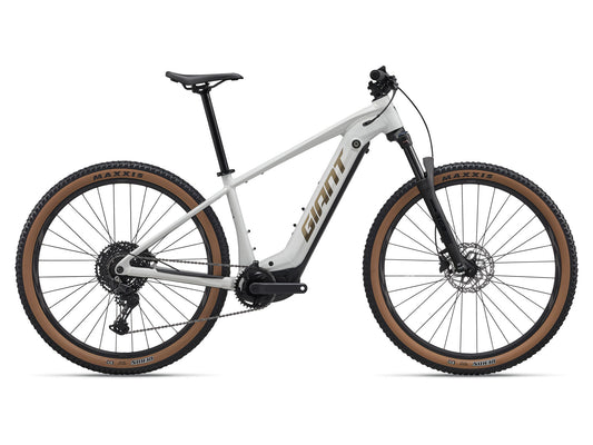 Giant Fathom E+ 2 2027 - Null White