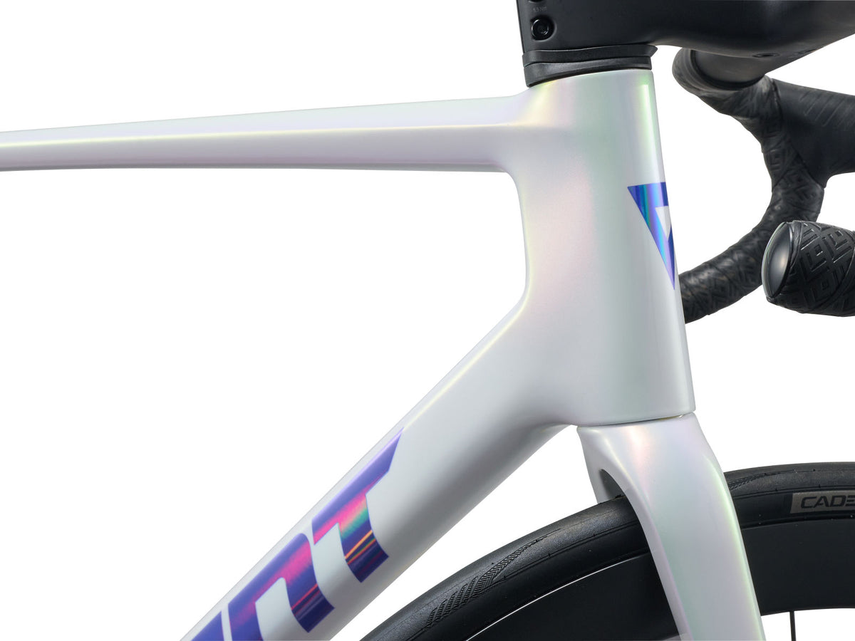Giant TCR Advanced SL 0-Red 2027 - Prism Pearl