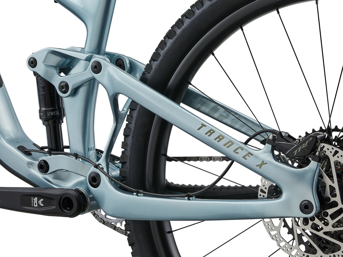Giant Trance X Advanced 2 2027 - Cryo Silver