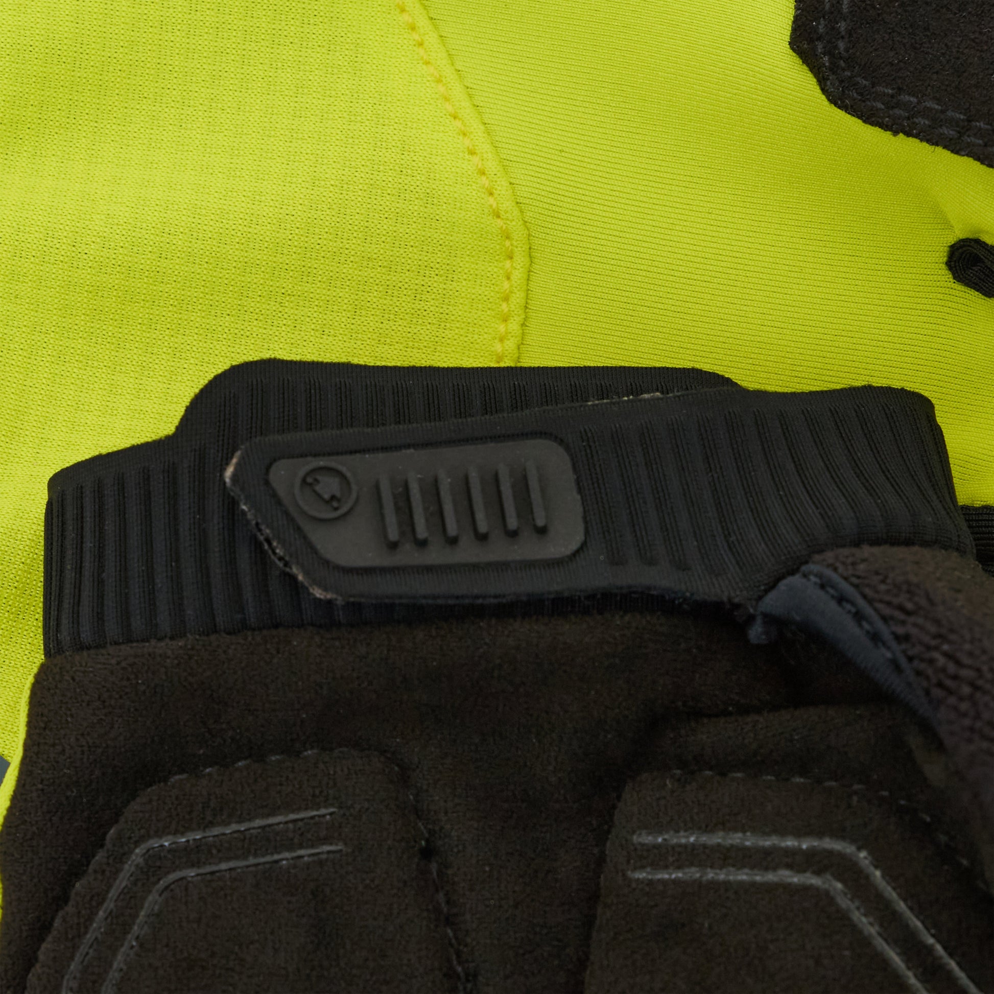 Endura Loop Mitt — view 4