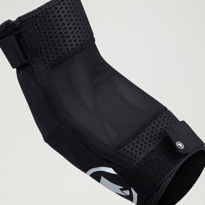 Endura SingleTrack Elbow Pad — view 3