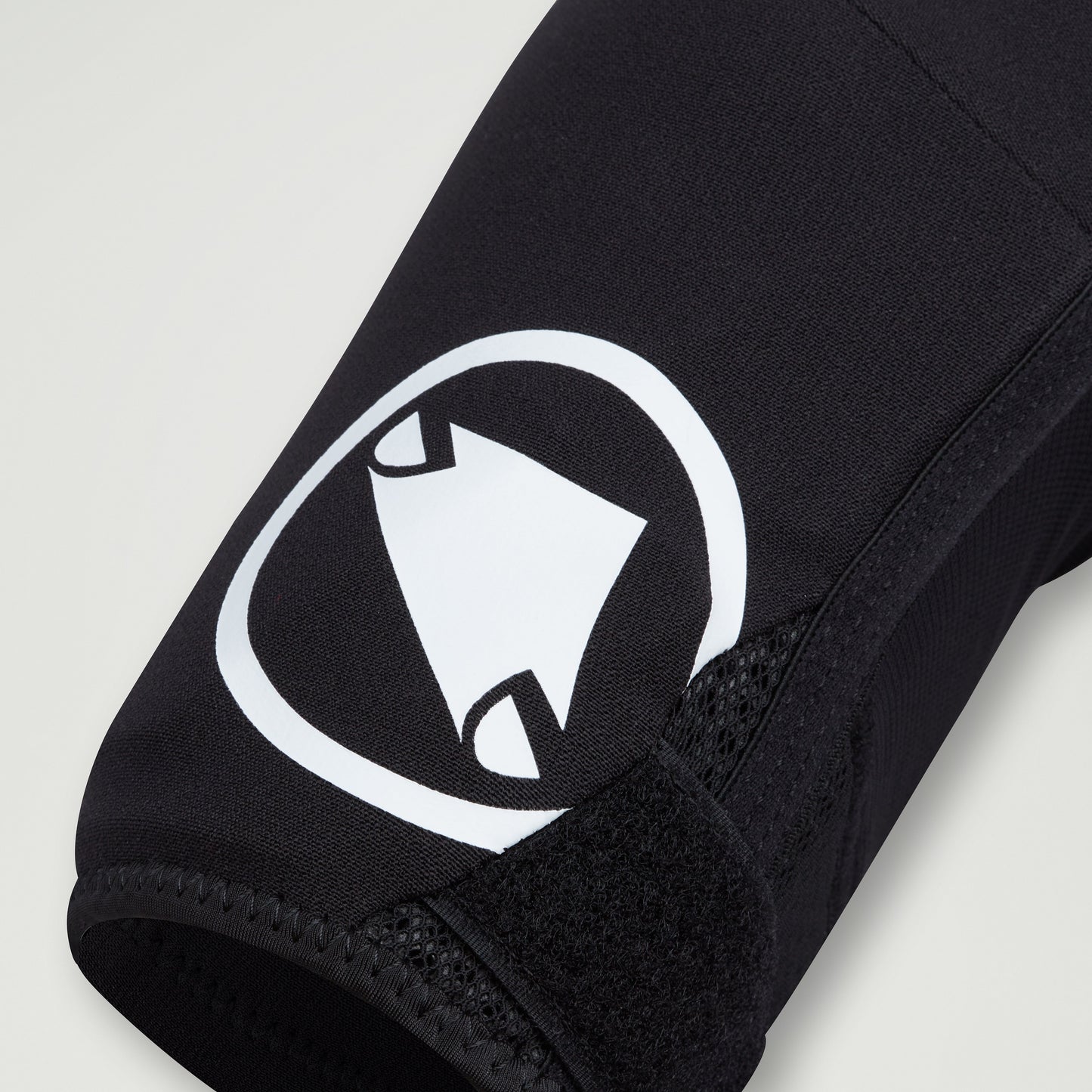 Endura SingleTrack Elbow Pad — view 4