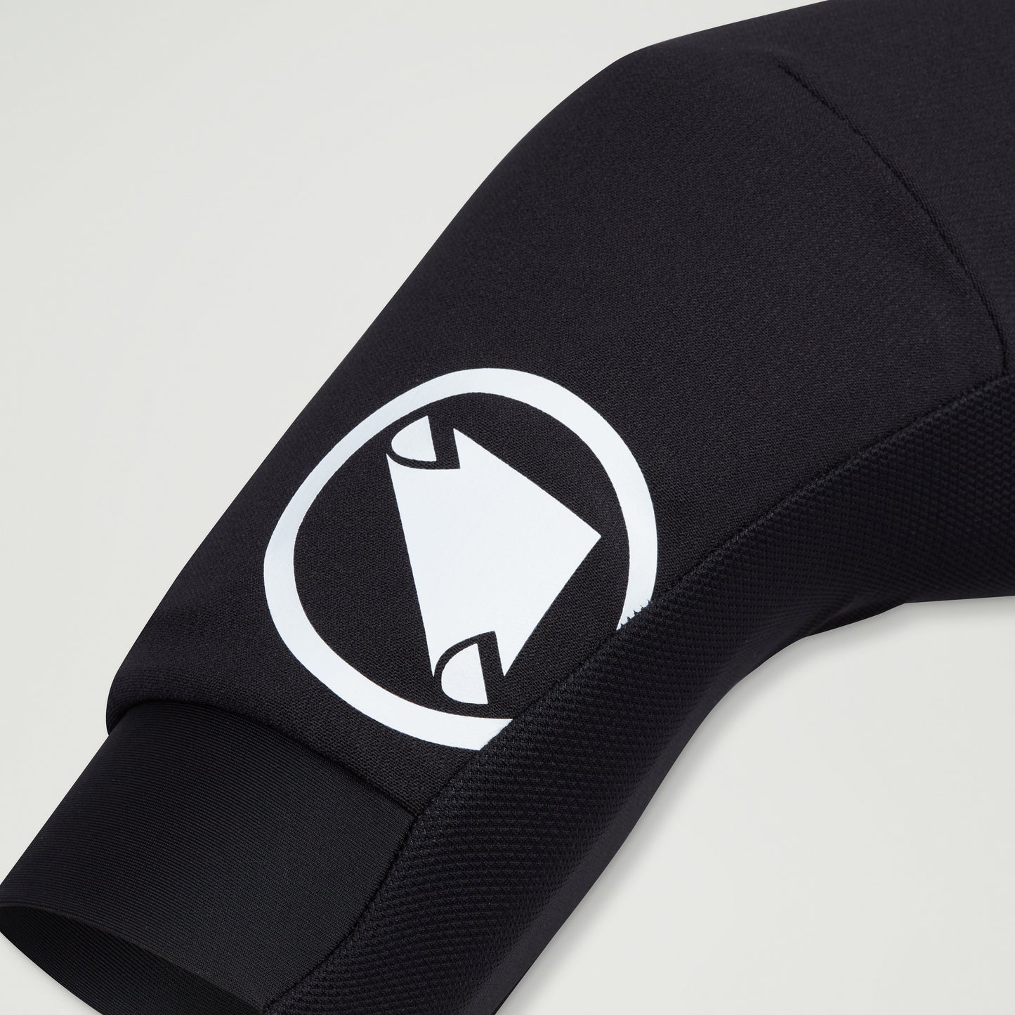 Endura SingleTrack Lite Elbow Pad — view 3