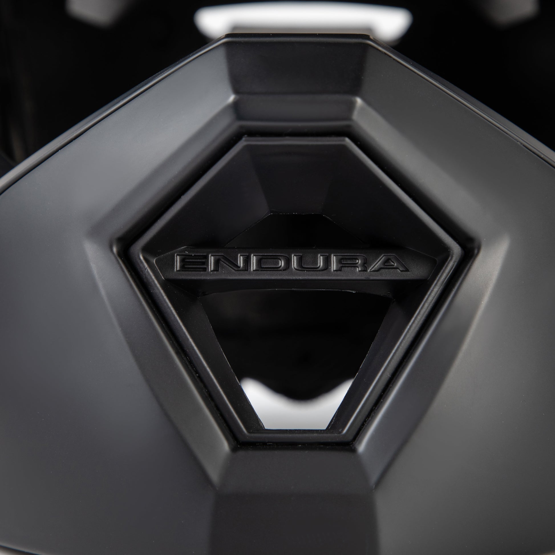 Endura SingleTrack Full Face Helmet — view 3