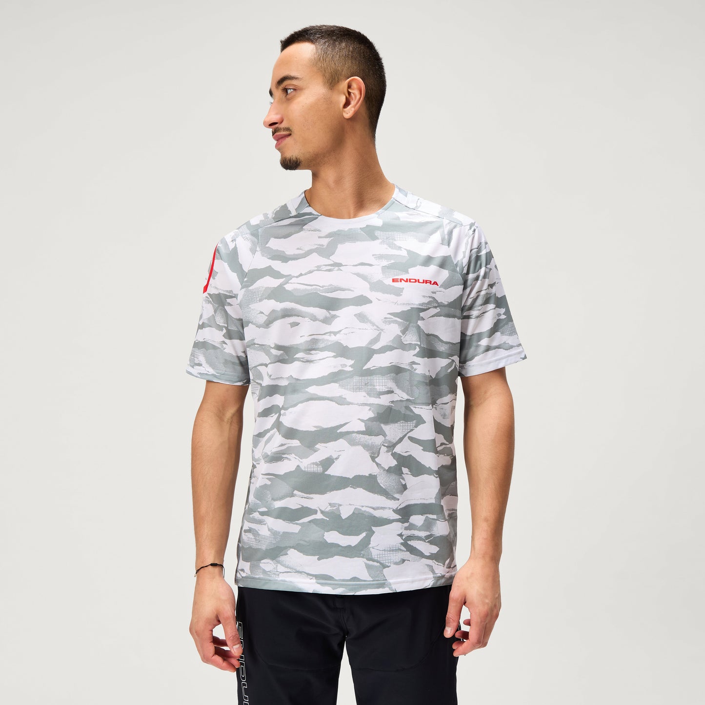 Endura MOUNTAIN CAMO LTD PRINTED S/S TEE GRY/GRY - Grey