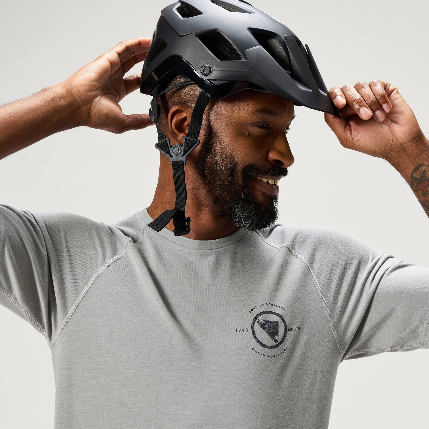 Endura Loop S/S Tech Tee — view 6