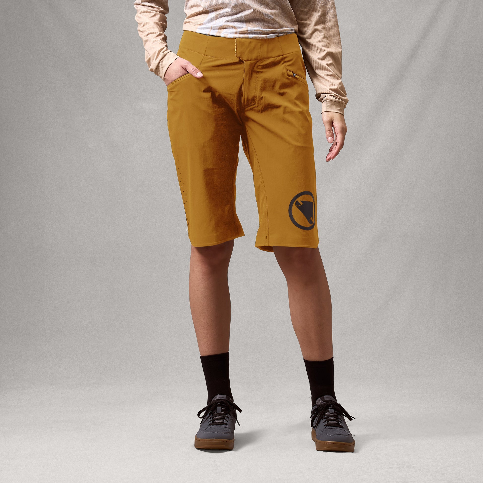 Endura Women's SingleTrack Lite Short — view 2