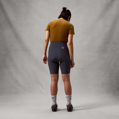 Endura Women's Loop Waist Short — view 4