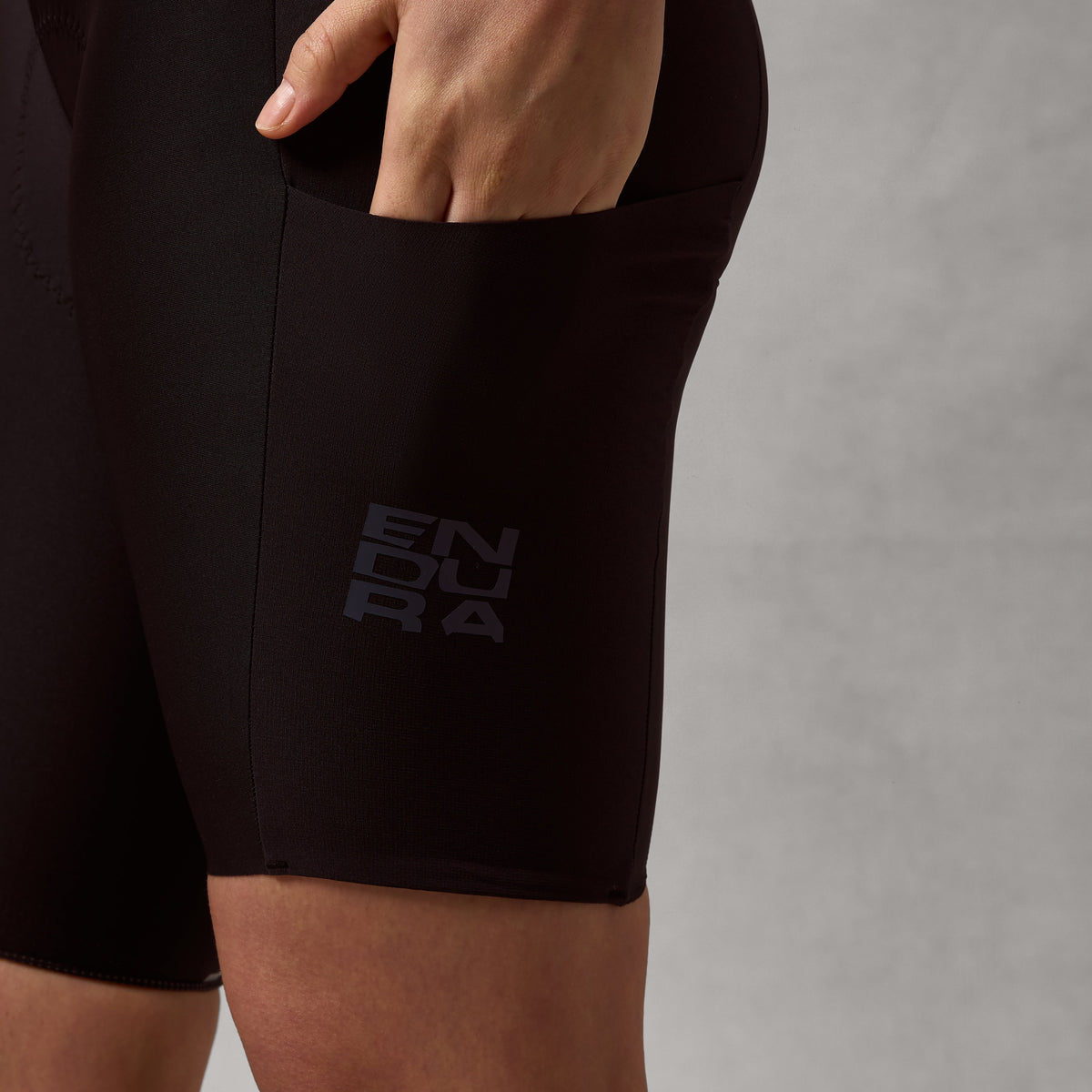 Endura Women's AllTrack Ride Bibshort — view 15