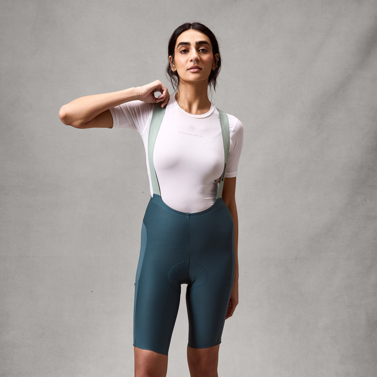Endura Women's AllTrack Ride Bibshort — view 18