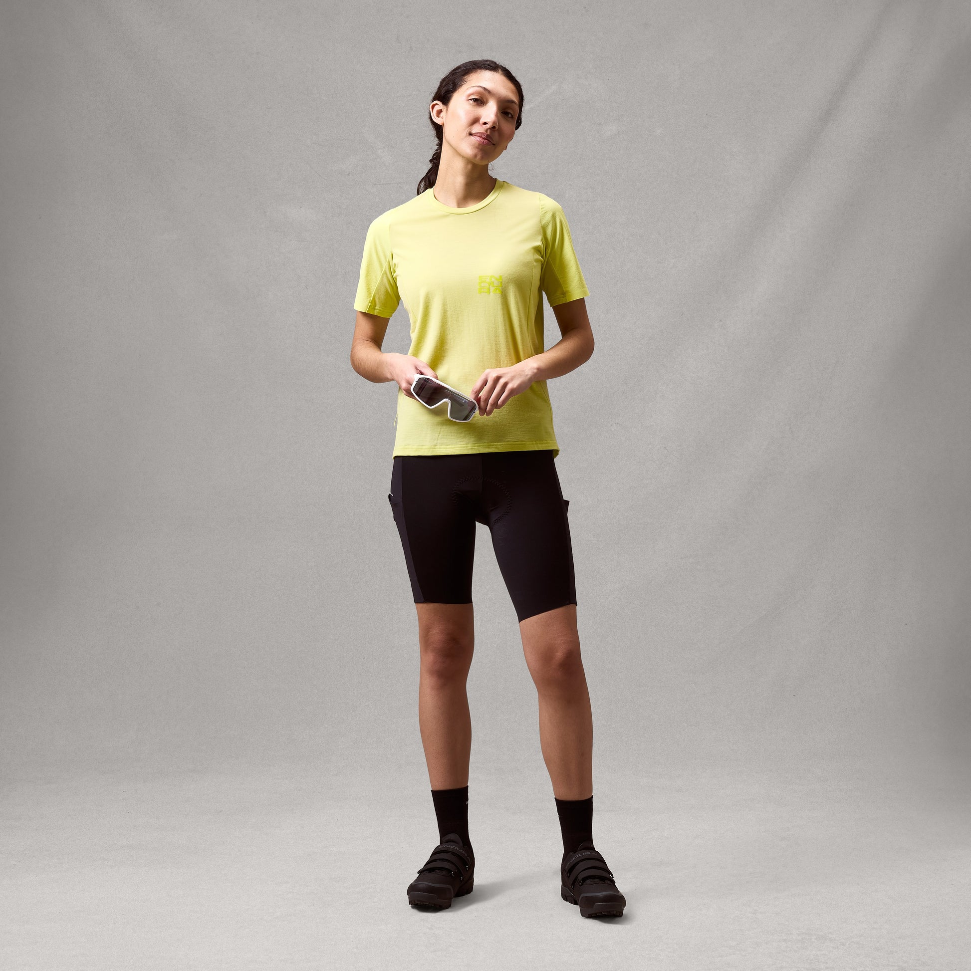 Endura Women's AllTrack Ride Waist Short — view 9