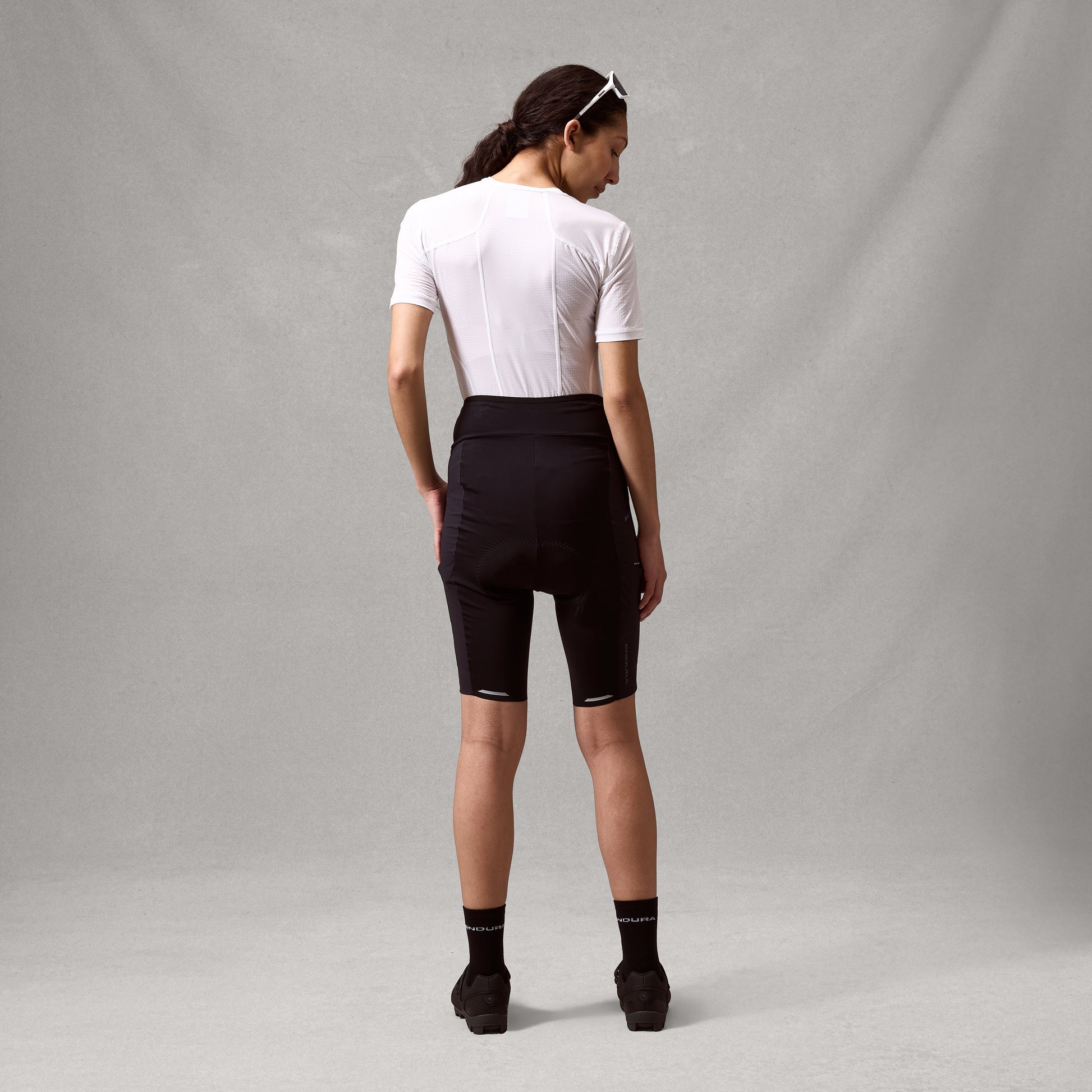 Endura Women's AllTrack Ride Waist Short — view 11