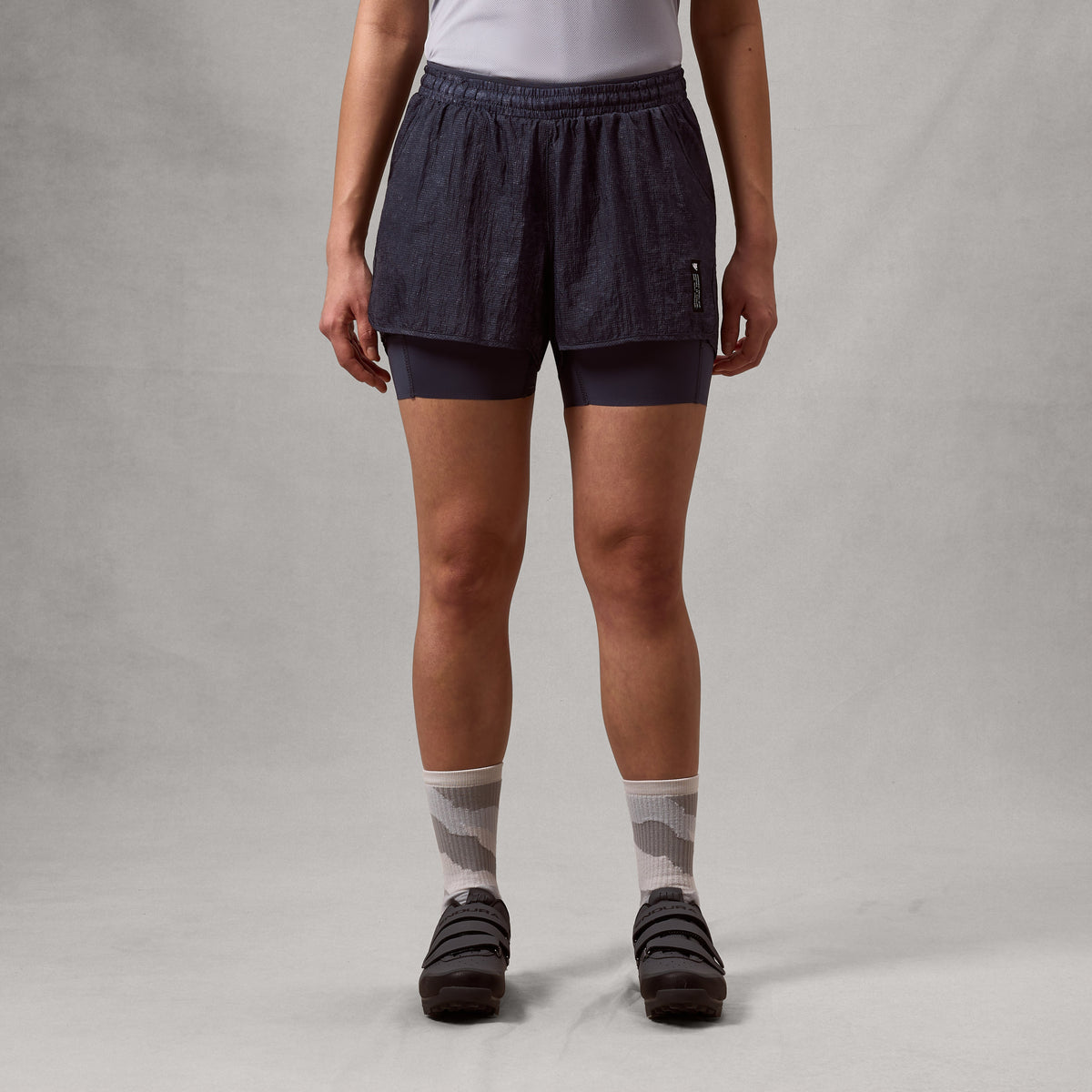 Endura Women's AllTrack Lite Lined Short — view 2
