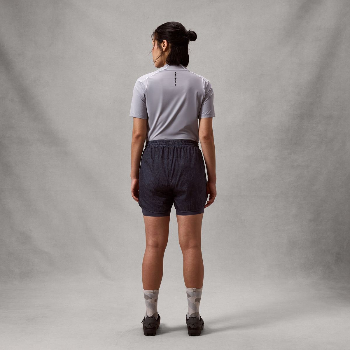 Endura Women's AllTrack Lite Lined Short — view 3