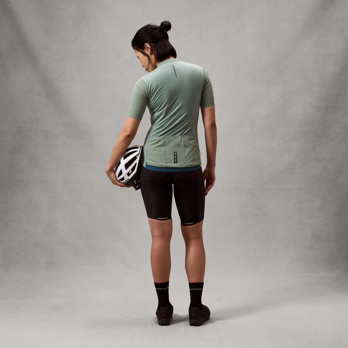 Endura Women's AllTrack Ride S/S Jersey — view 3
