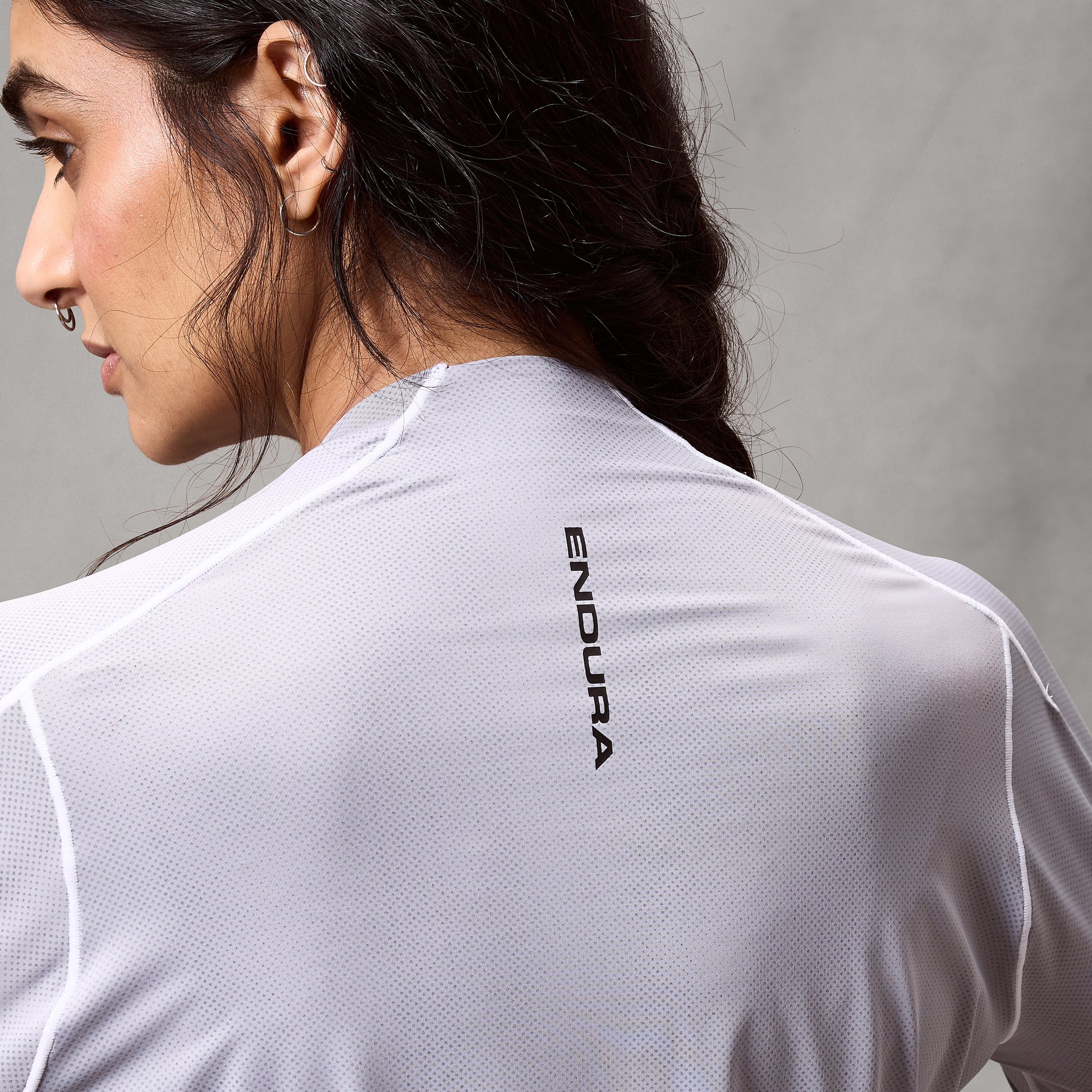 Endura Women's AllTrack Roam L/S Tech Tee — view 10
