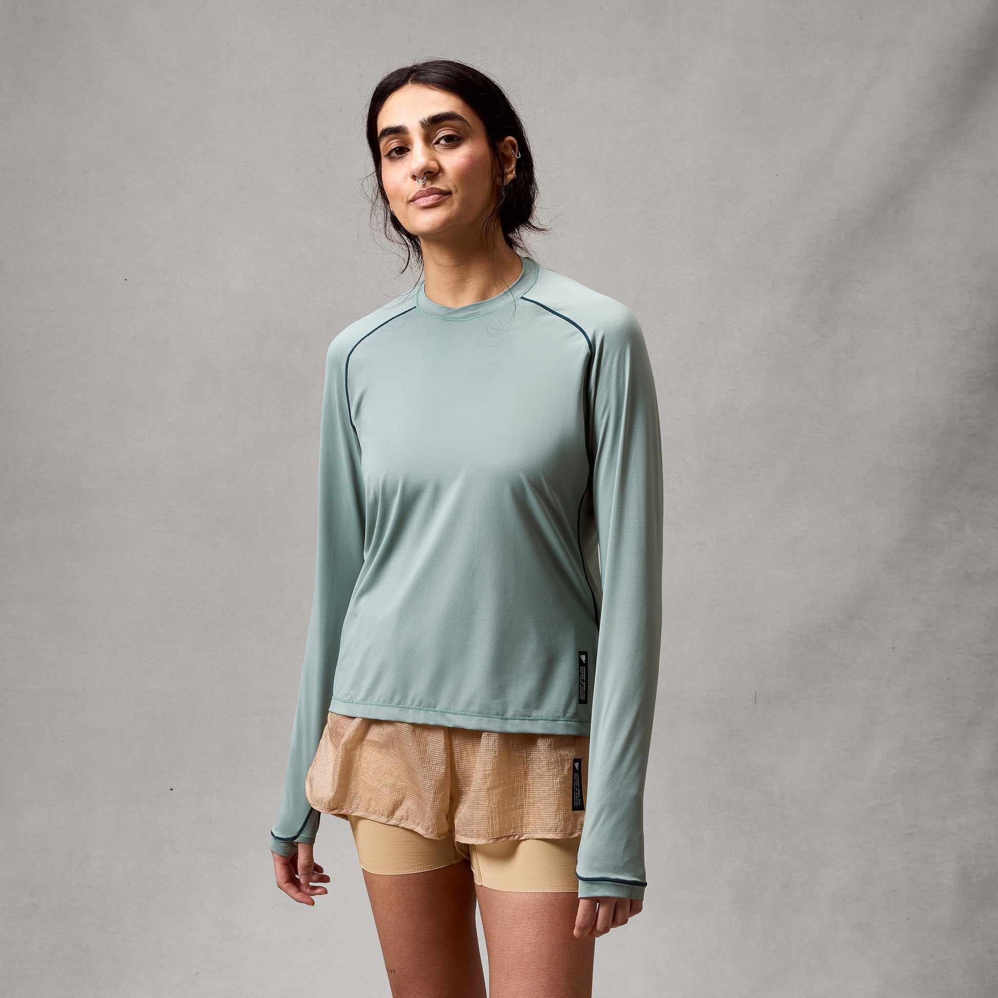 Endura Women's AllTrack Roam L/S Tech Tee — view 21