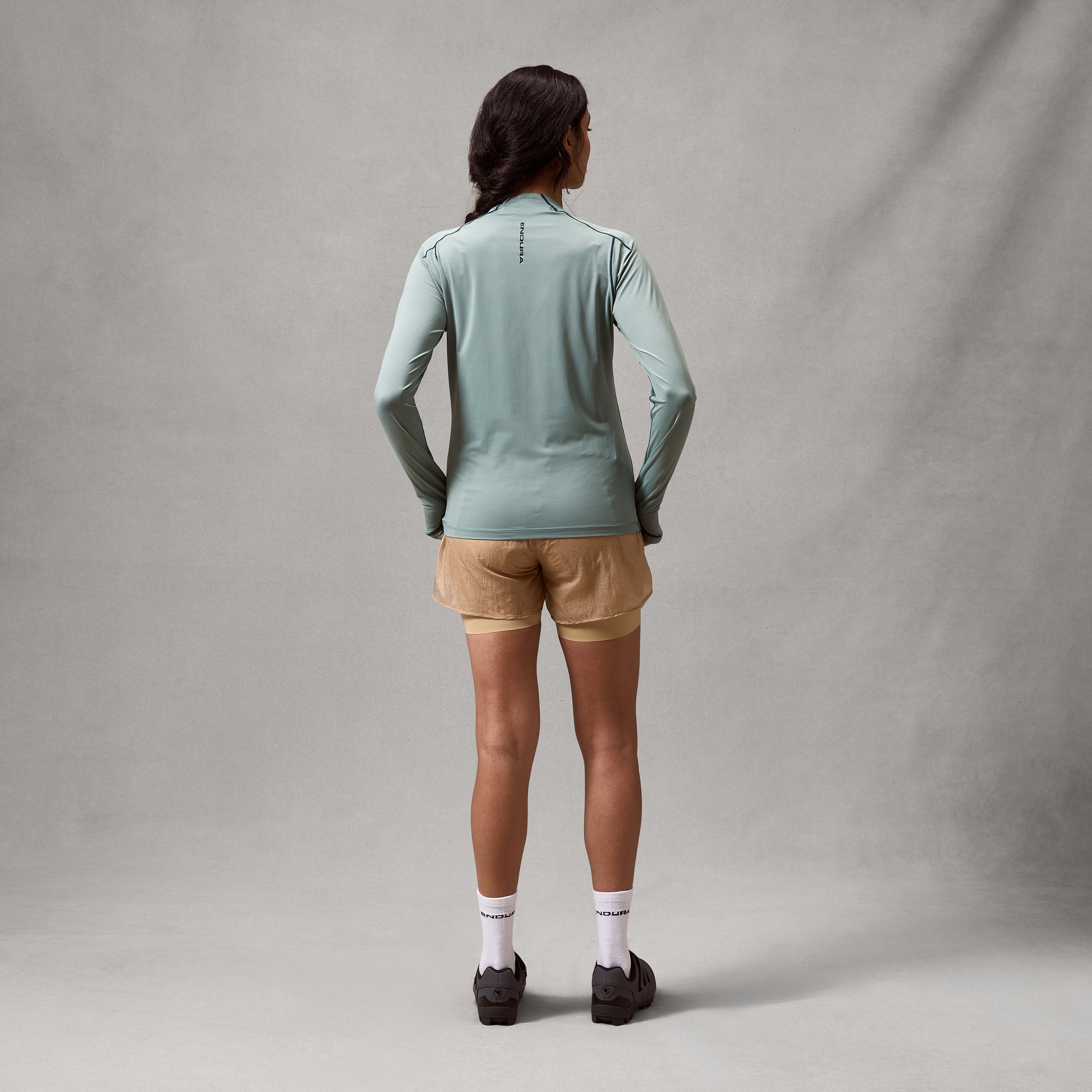 Endura Women's AllTrack Roam L/S Tech Tee — view 22