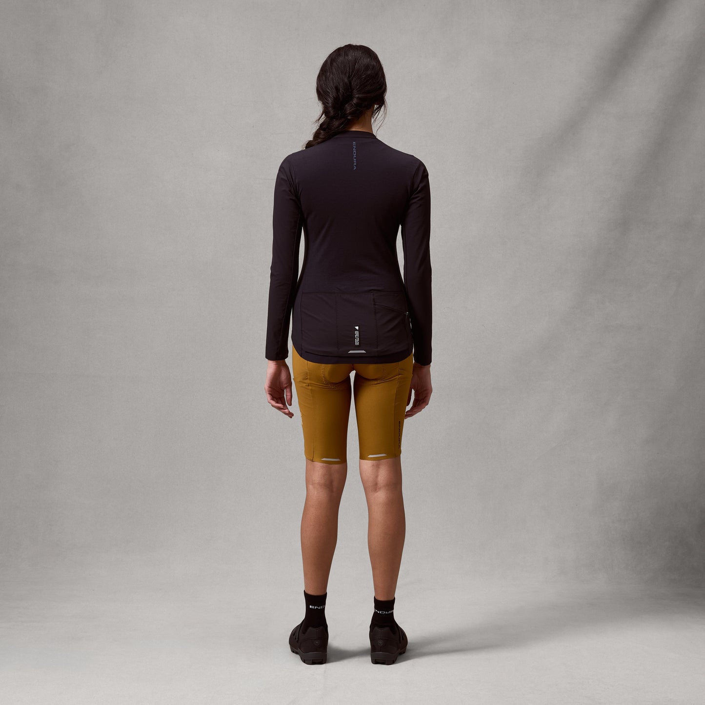 Endura Women's AllTrack Ride L/S Jersey — view 11