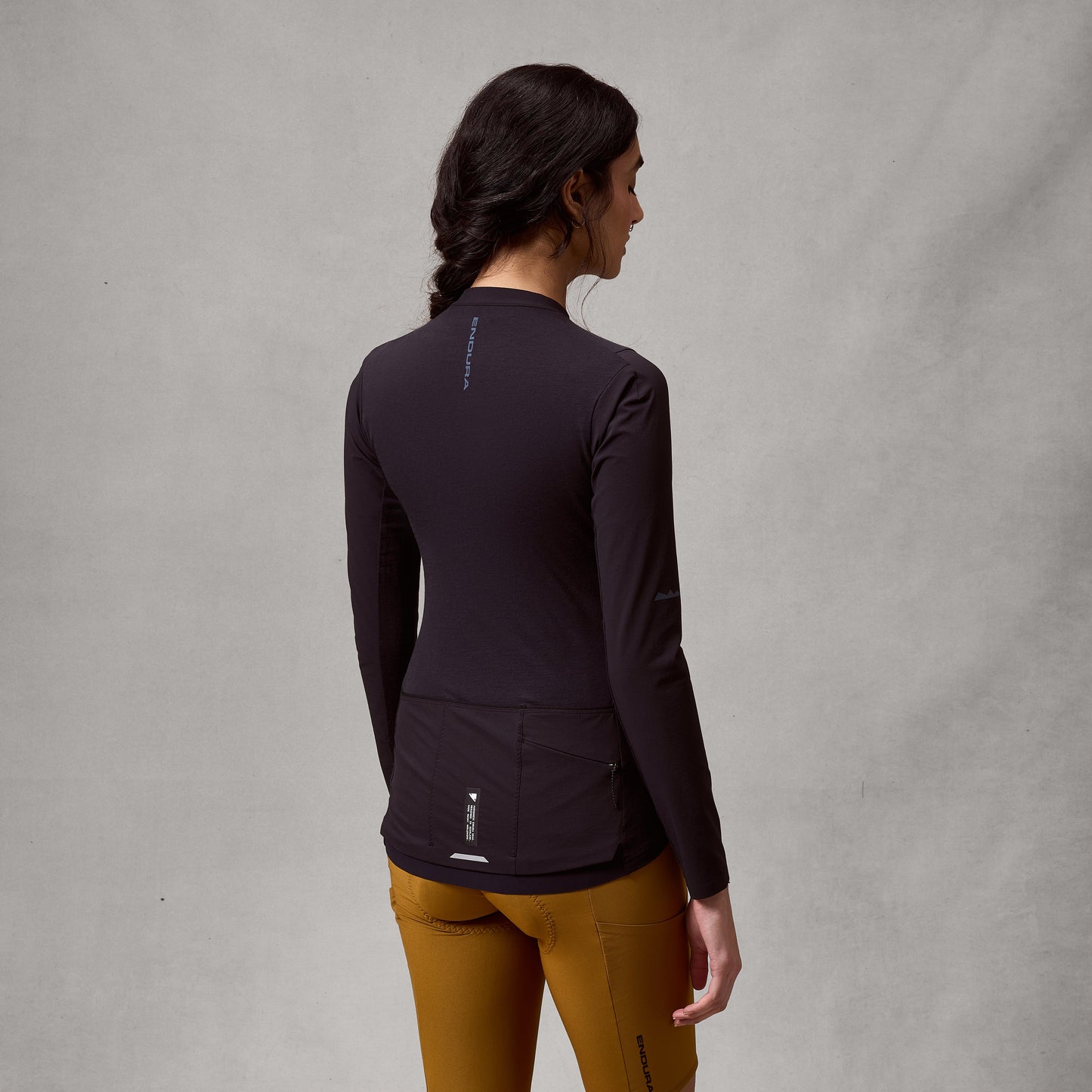 Endura Women's AllTrack Ride L/S Jersey — view 12