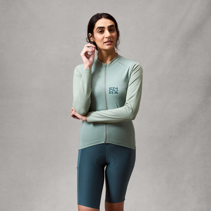 Endura Women's AllTrack Ride L/S Jersey — view 2