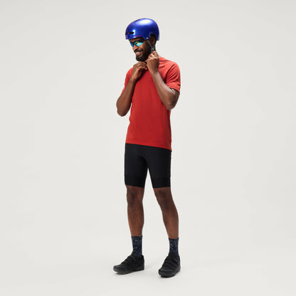 Endura Loop Waist Short — view 9