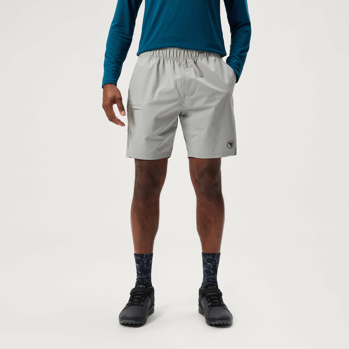 Endura Loop Baggy Short With Liner — view 2