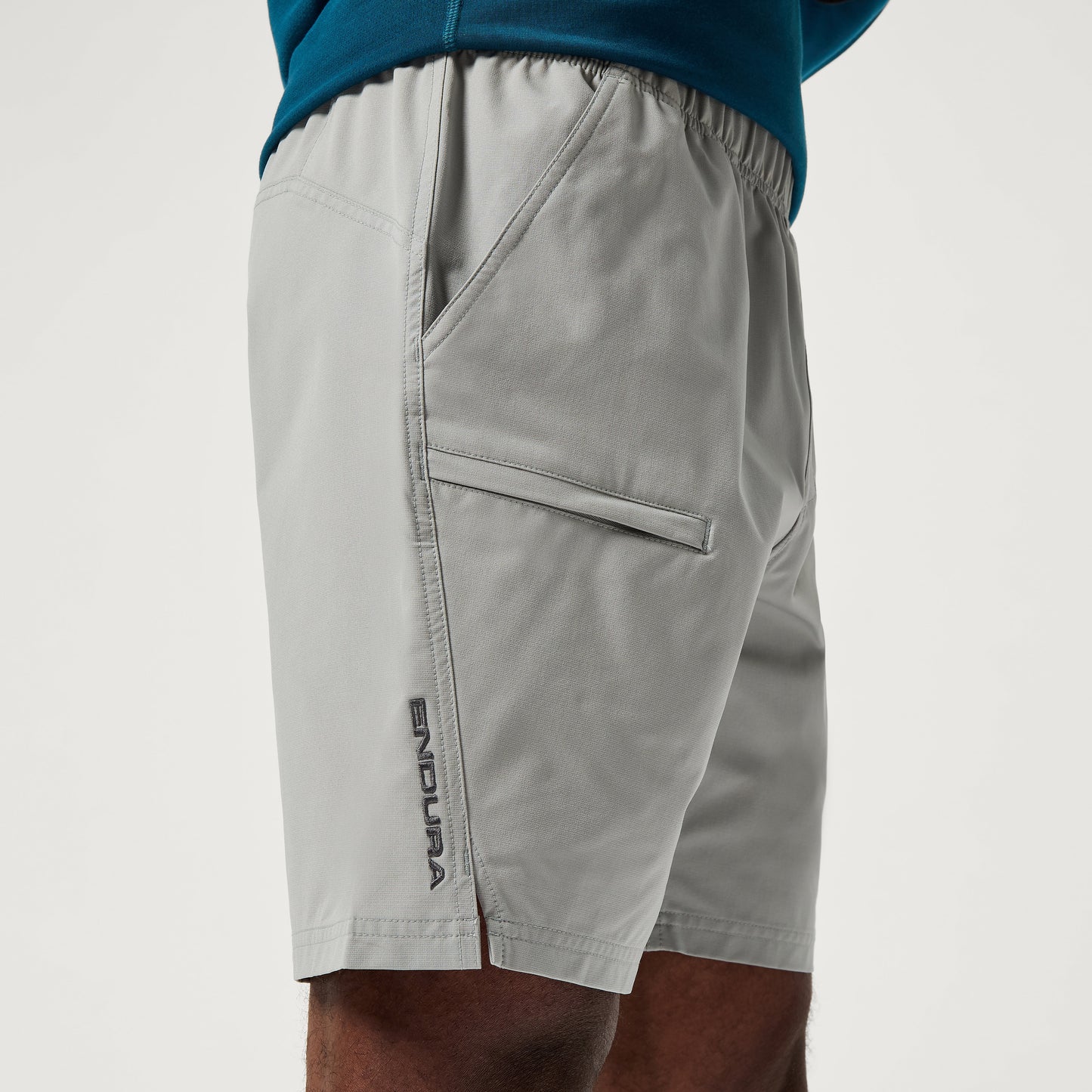 Endura Loop Baggy Short With Liner — view 6