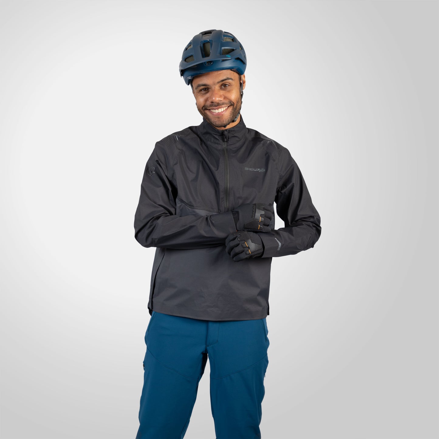 Endura MT500 Lite Pullover Waterproof Jacket - Black