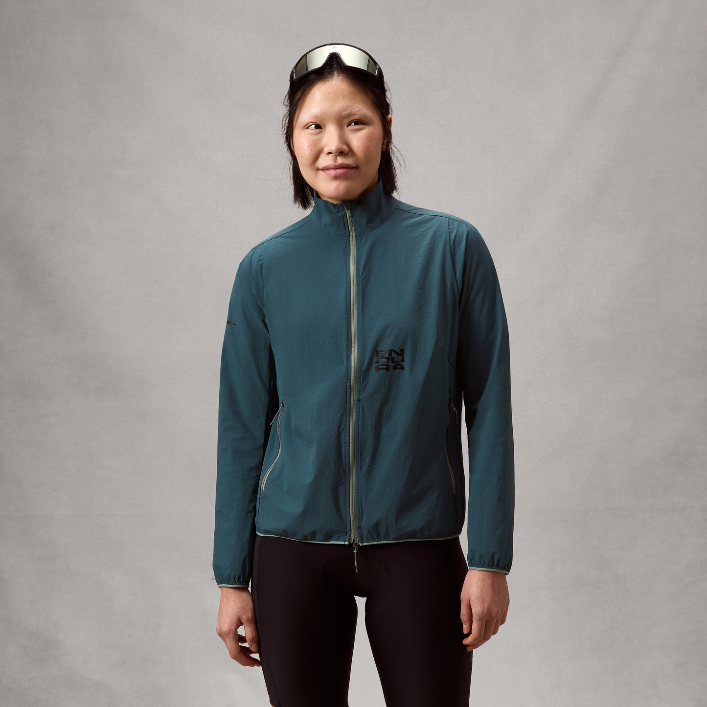 Endura Women's AllTrack Ride Packable Jacket — view 2
