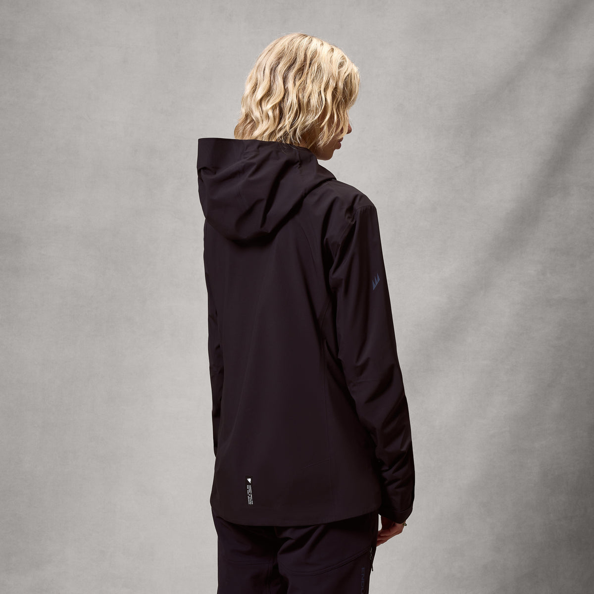 Endura WOMEN'S ALLTRACK ROUT WATERPROOF JACKET - Black
