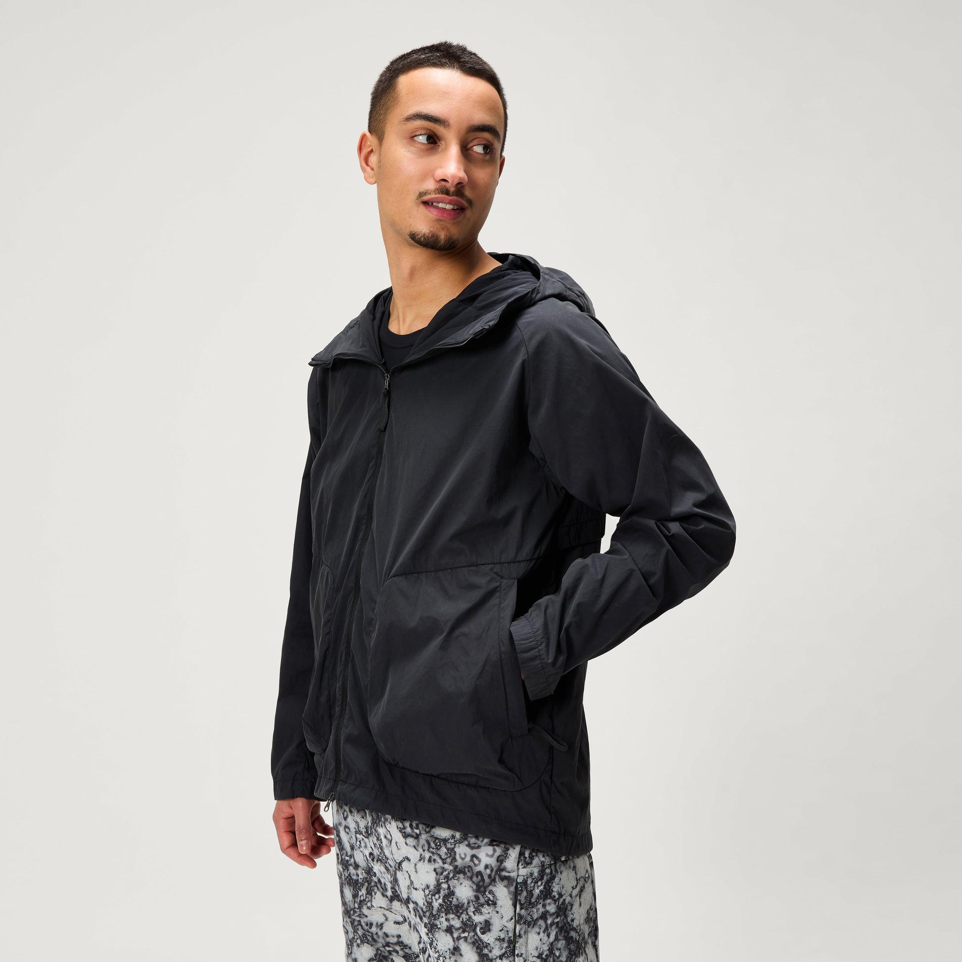 Endura Sultrac Breathable Lightweight Jacket — view 12