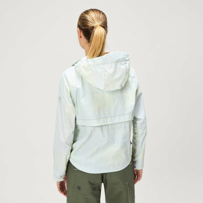 Endura Women's Sultrac Breathable Lightweight Jacket — view 4
