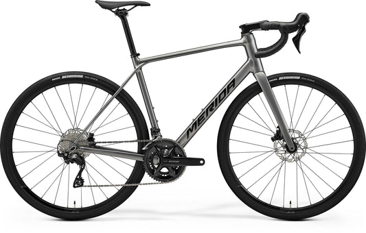 Merida Scultura Endurance 400 - Gunmetal Grey (Black) - MY26